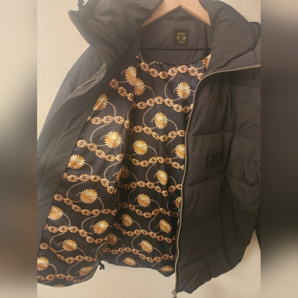 RZA WuTang 36 Chambers Embassy of Brick and Logs Puffer Jacket size Medium - Picture 9 of 15